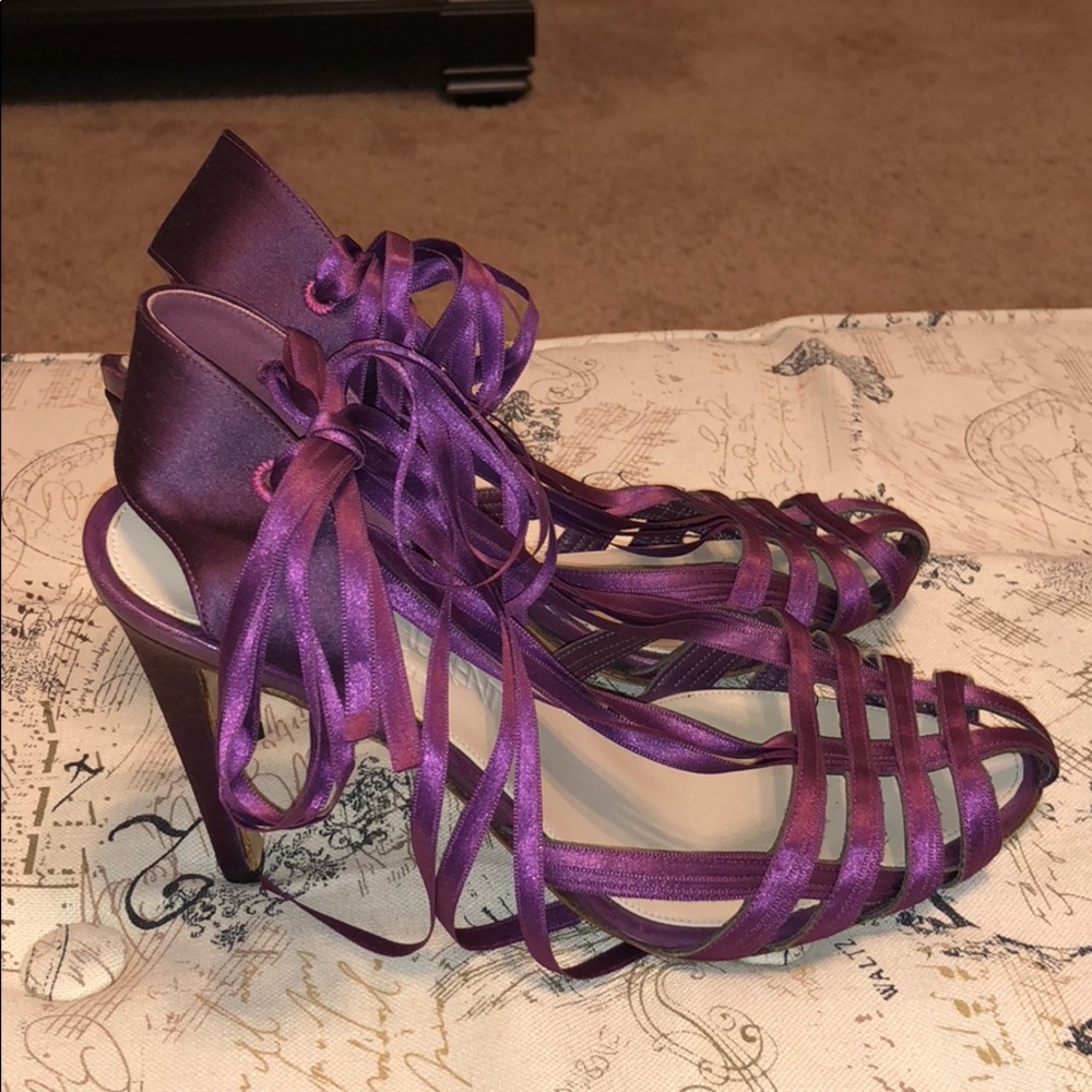 Yves Saint Laurent Satin Heels - Picture 2 of 7
